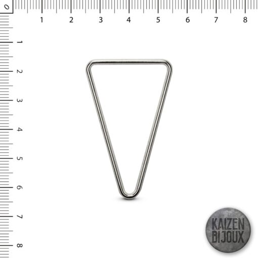 Silueta Triangular de 49mm - Image 2