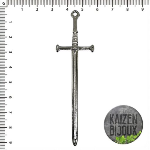 Dije Espada medieval