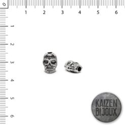Alternative view of Calavera pasante