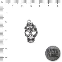 Dije calavera con sombrero