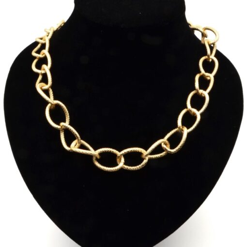 Collar Aluminio Chanel Labrada