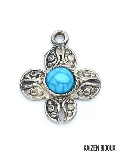Dije Flor Con Piedra Turquesa