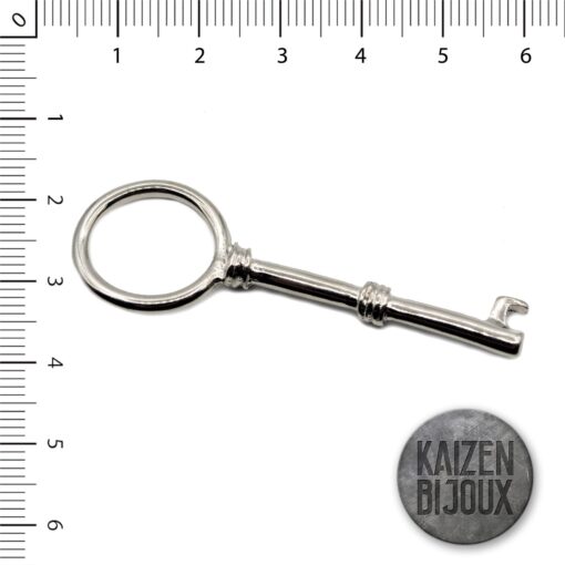 Llave grande fina
