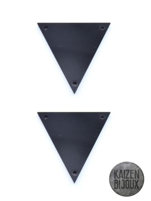 Triángulo 3cm c/3 agujeros