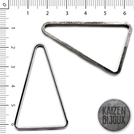 Silueta Triangular de 49mm